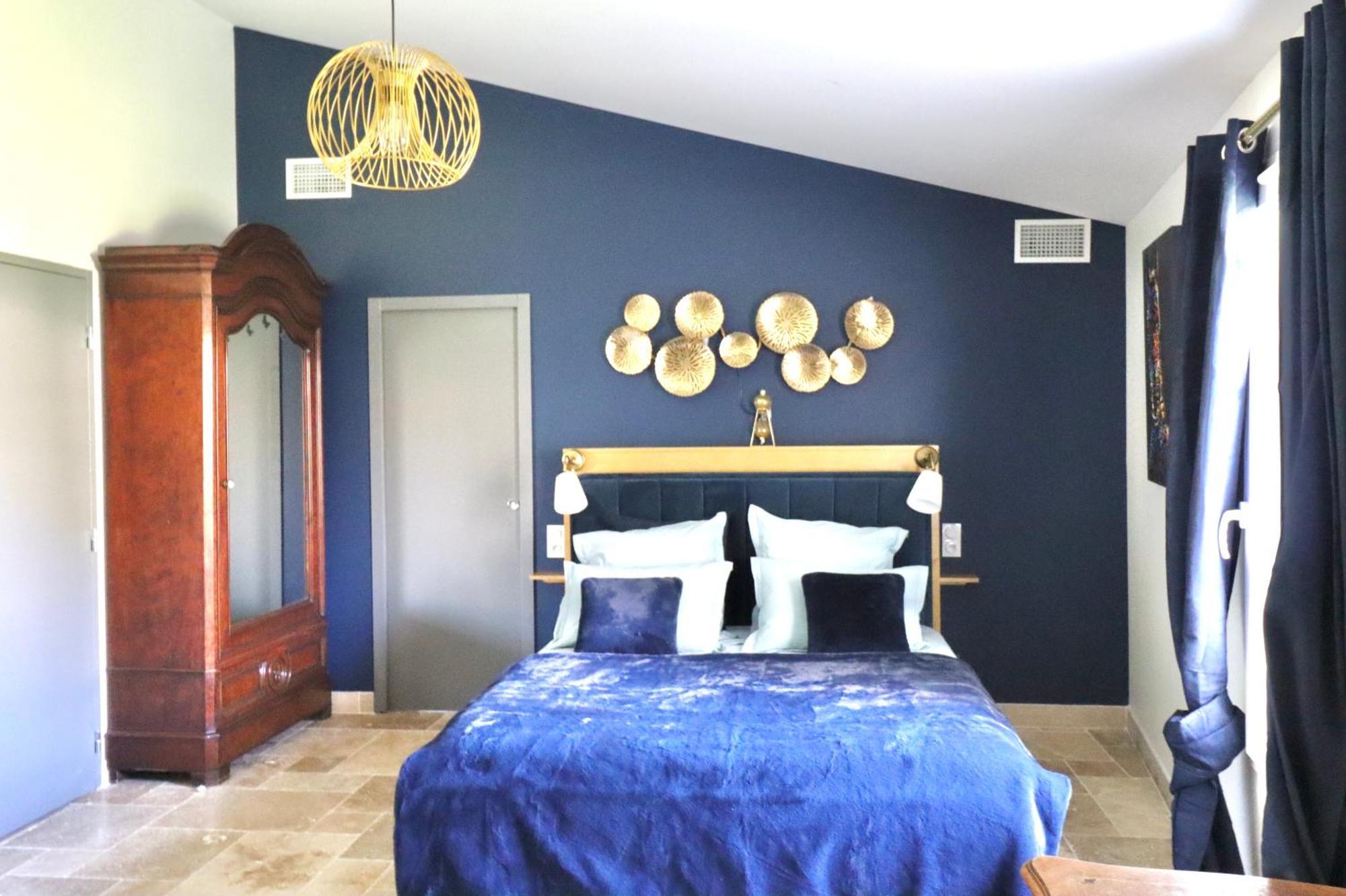 Chambres D'Hotes Avec Jacuzzi Et Piscine Au Mas De Cadoule Saint-Just (Herault) Quarto foto